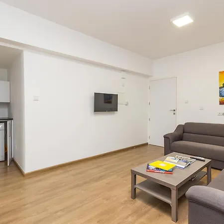 Best Location 2 Bedroom At Ermou Square *